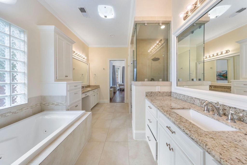 90 W Horizon Ridge Place - Photo 9