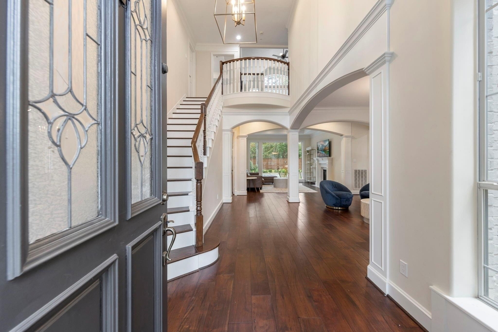 90 W Horizon Ridge Place - Photo 2