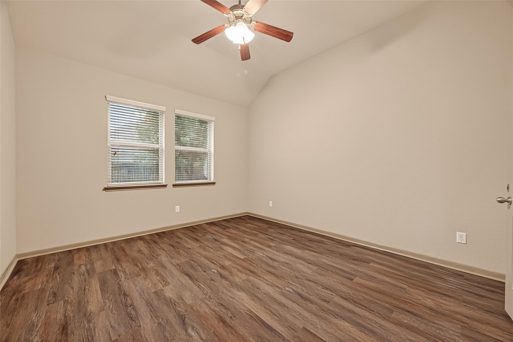 2510 Shady Falls Lane - Photo 30