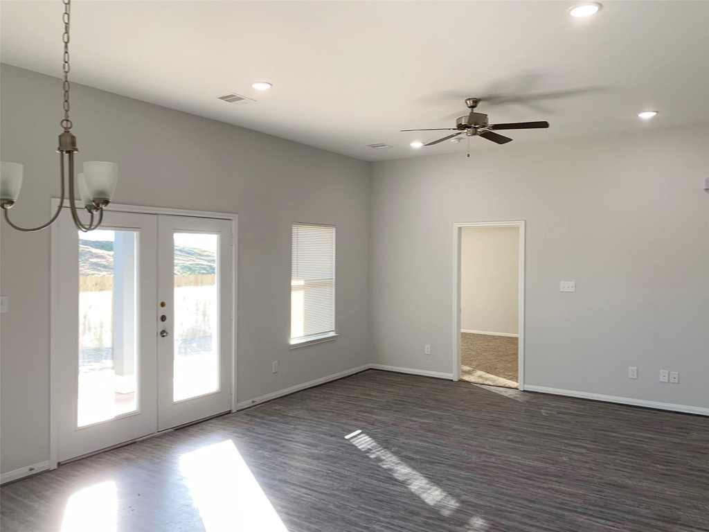 22423 Woodlake Road - Photo 3