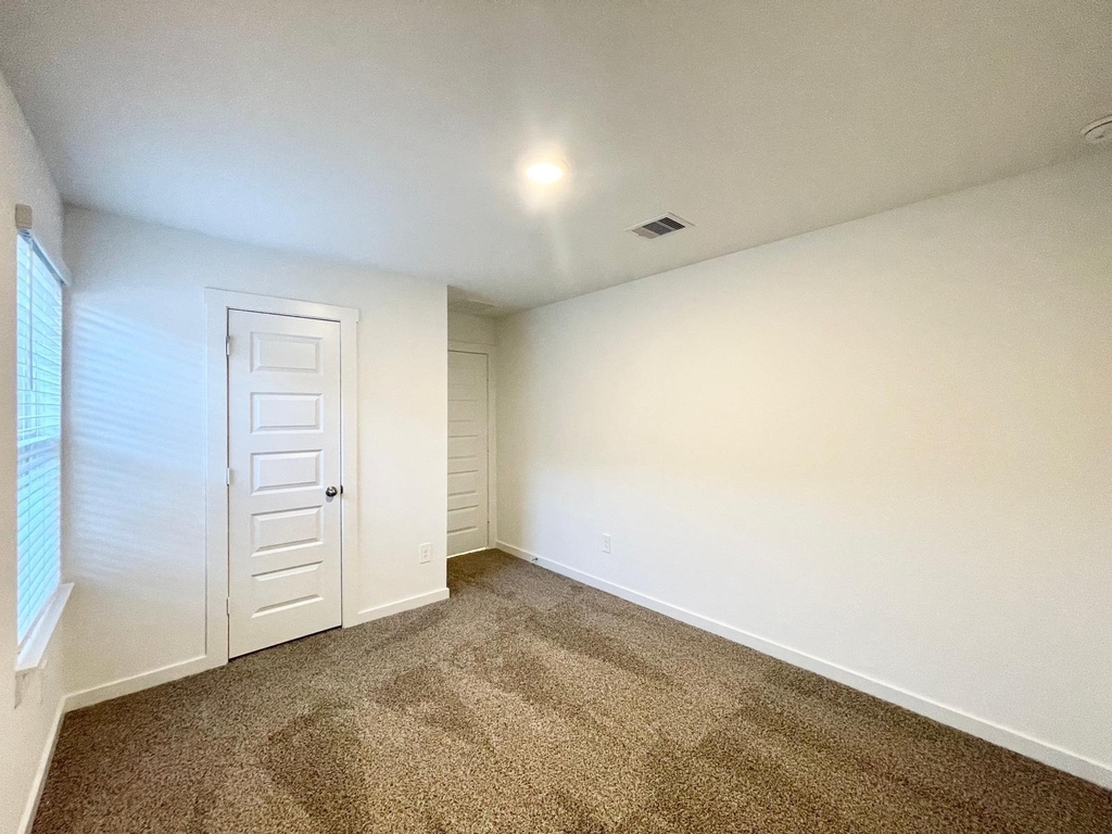 30007 Foxtail Pine Court - Photo 21