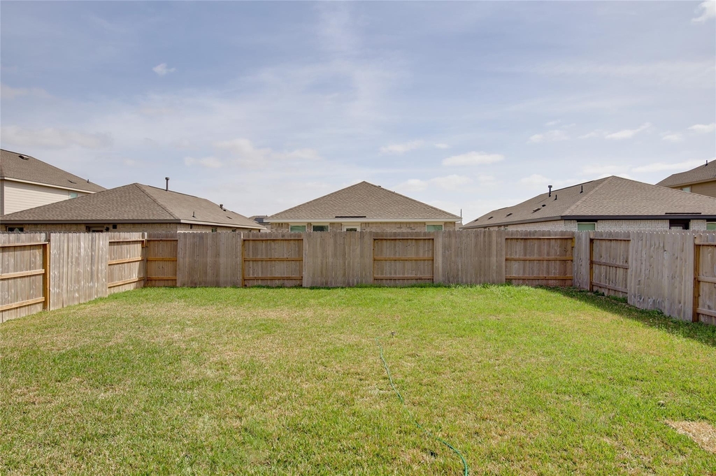 10915 Tawny Ridge - Photo 32