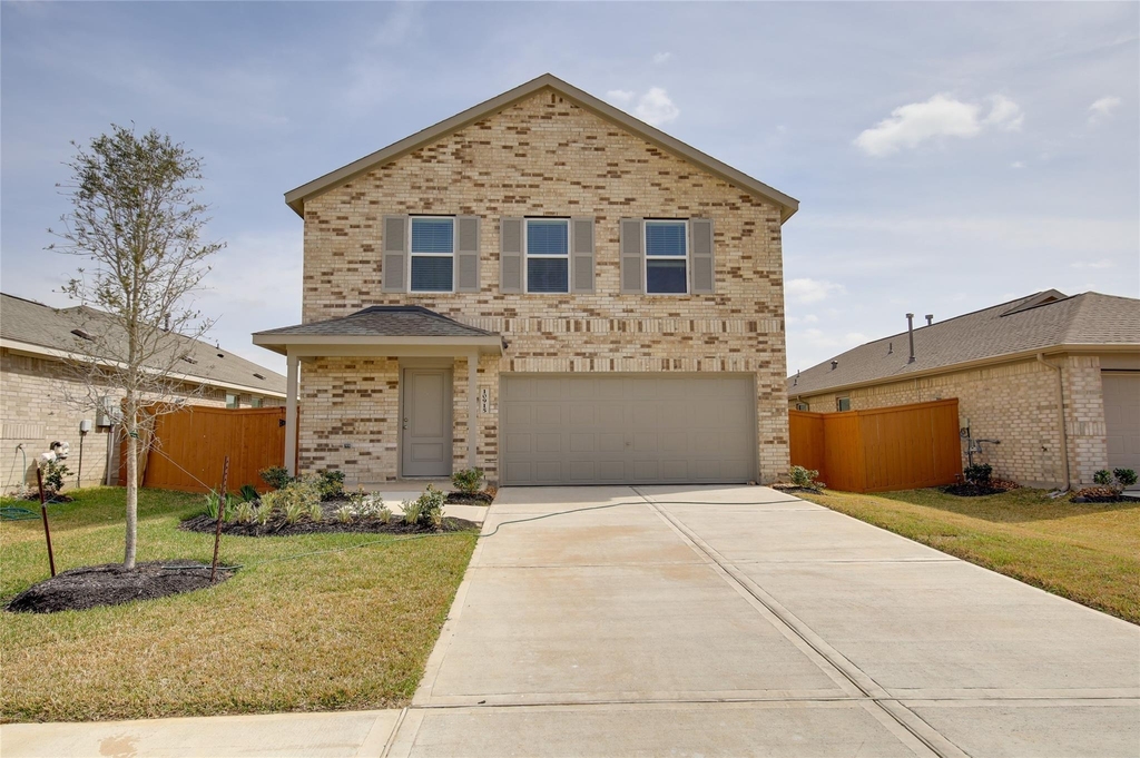 10915 Tawny Ridge - Photo 1