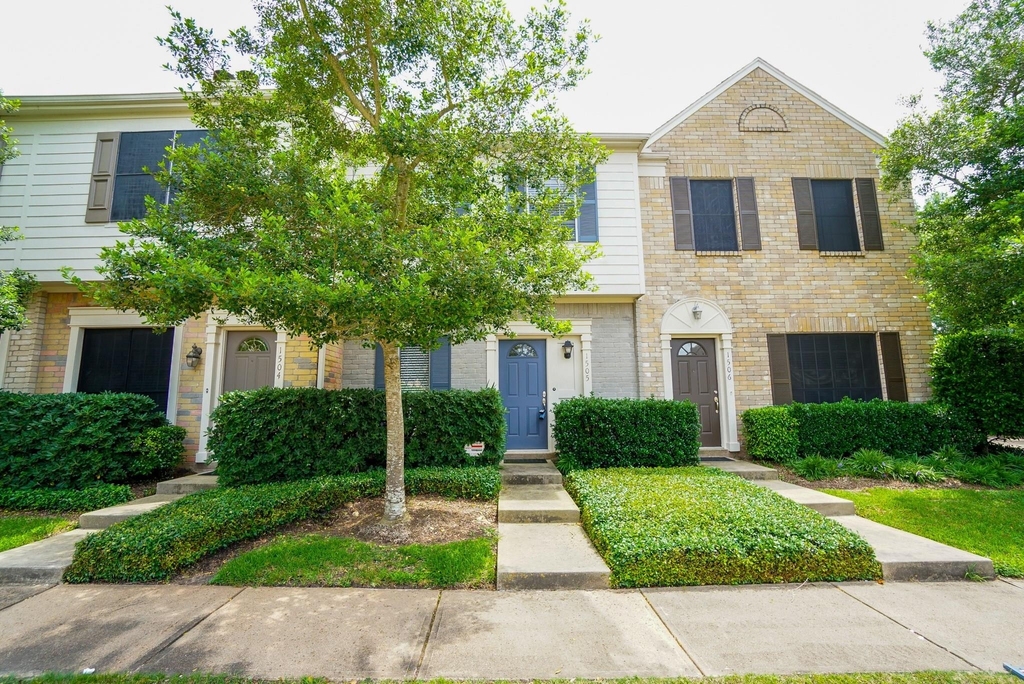 2910 Grants Lake Boulevard - Photo 1