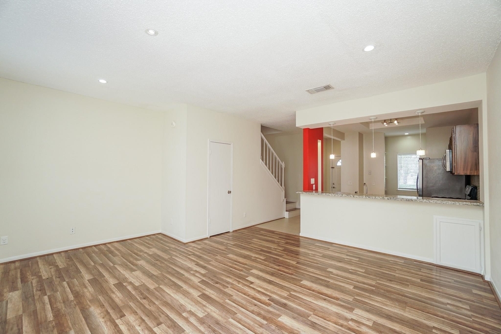 2910 Grants Lake Boulevard - Photo 8
