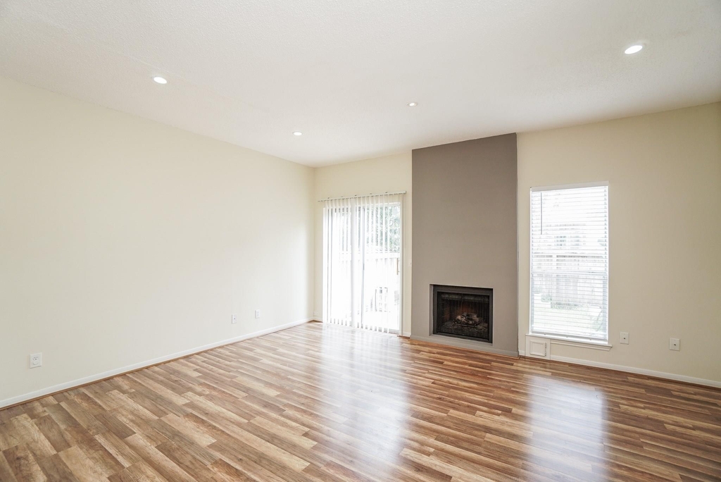 2910 Grants Lake Boulevard - Photo 5