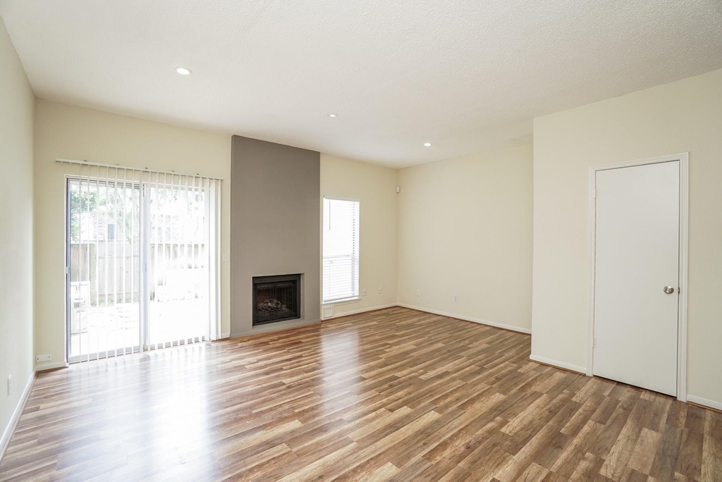 2910 Grants Lake Boulevard - Photo 6