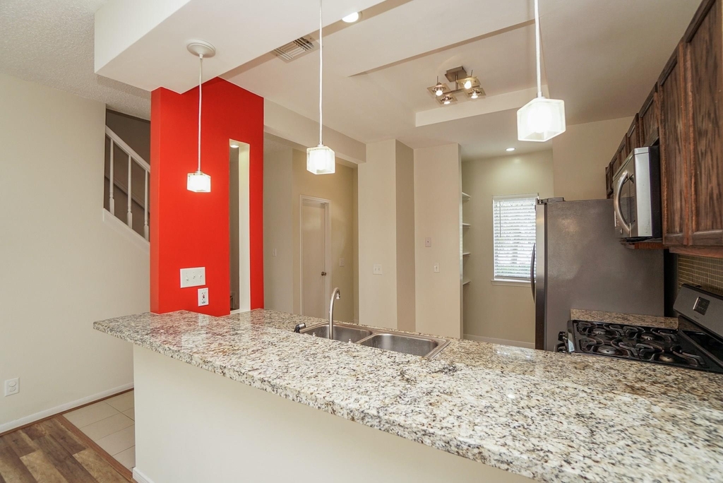 2910 Grants Lake Boulevard - Photo 12