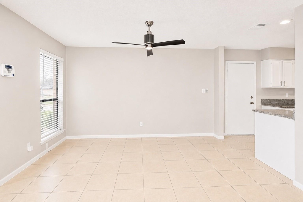 2322 Sunset Trail - Photo 1