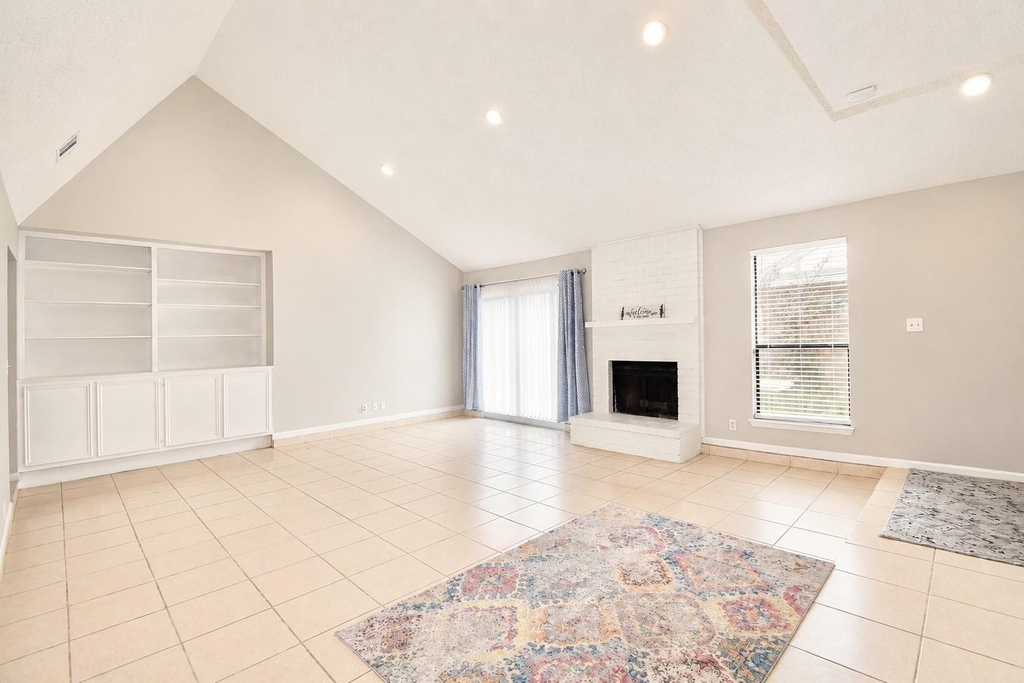 2322 Sunset Trail - Photo 0