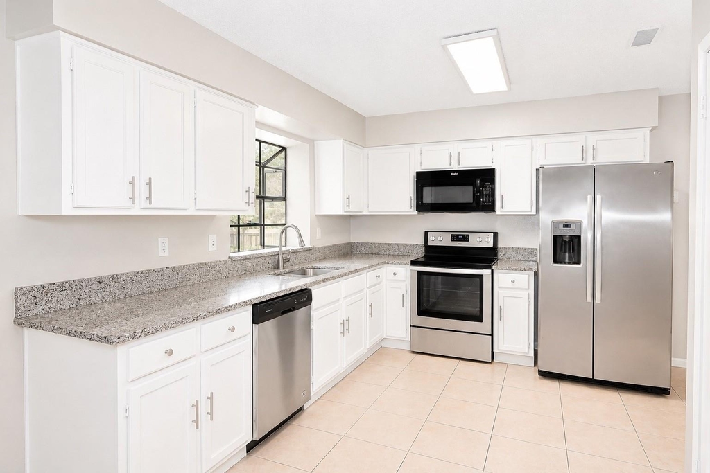 2322 Sunset Trail - Photo 3
