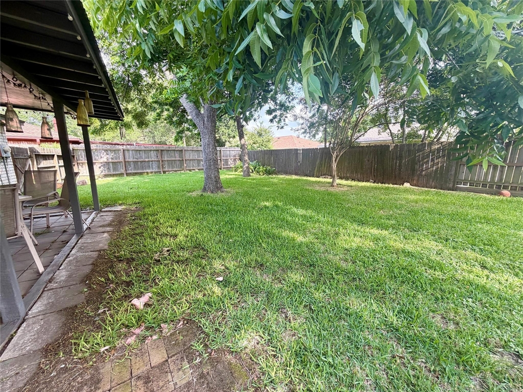 5319 Lincoln Town Drive - Photo 5