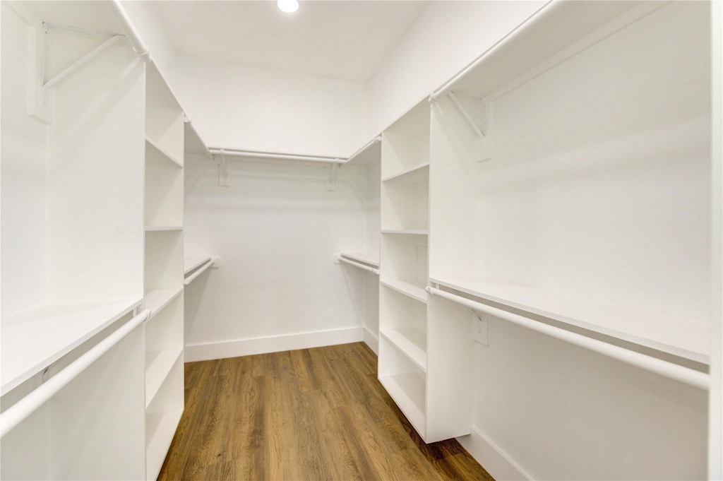 4554 Newberry Street - Photo 14
