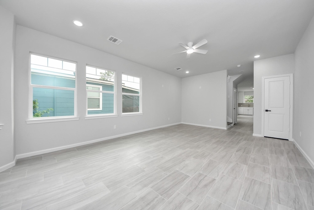 303 S Utah Street - Photo 3