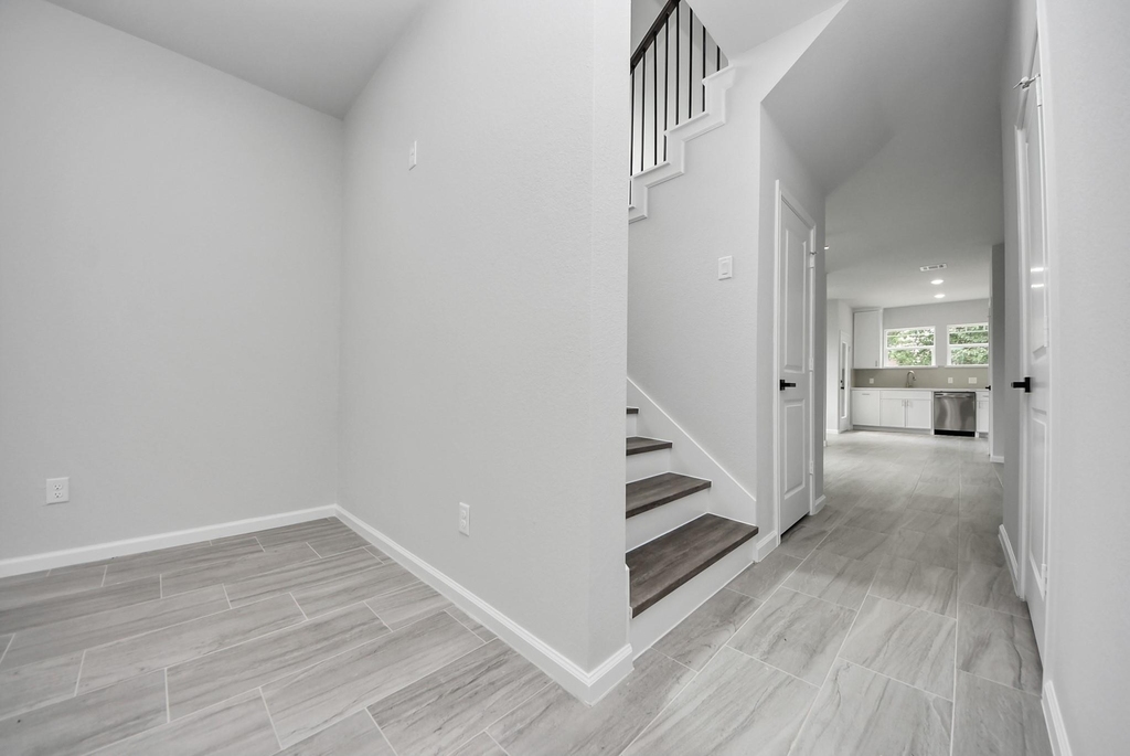 303 S Utah Street - Photo 20