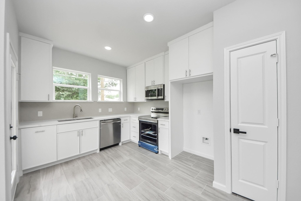 303 S Utah Street - Photo 13