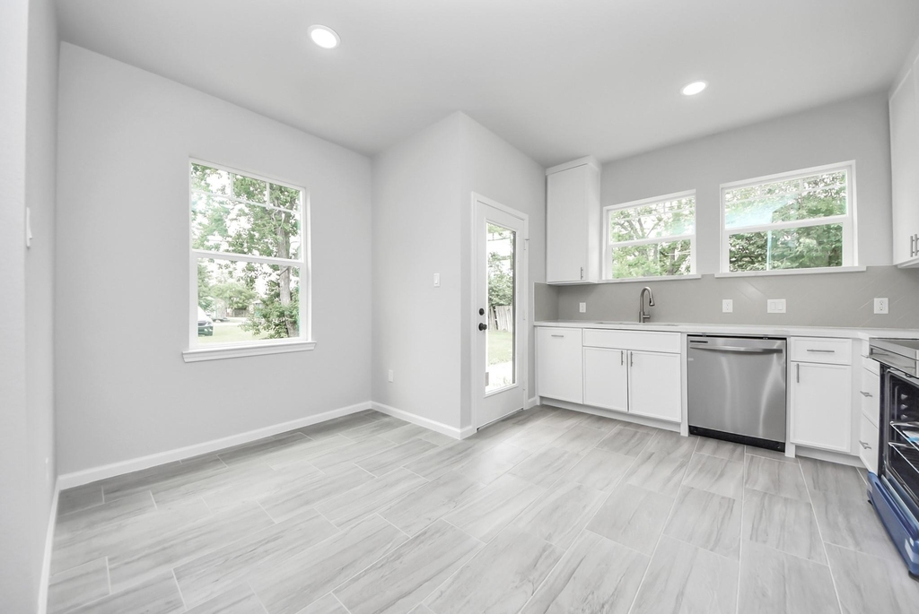 303 S Utah Street - Photo 6