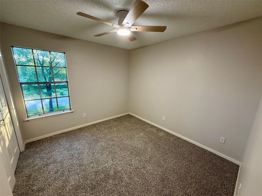 25144 Budde Road - Photo 4