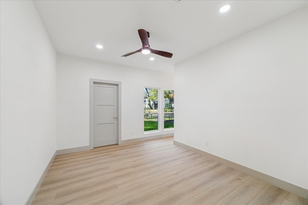2306 Mill Lake Drive - Photo 24