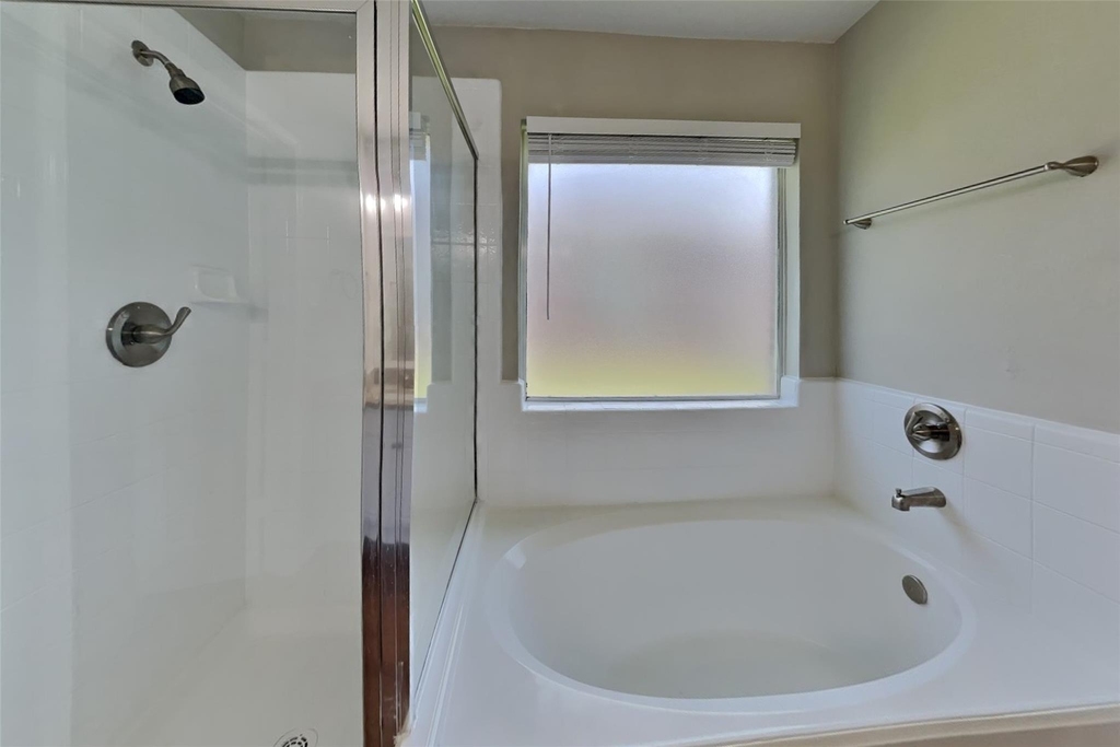 5803 Village Grove Drive - Photo 9