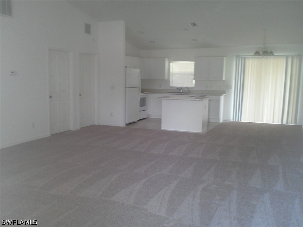 1407 W 10th Street - Photo 1