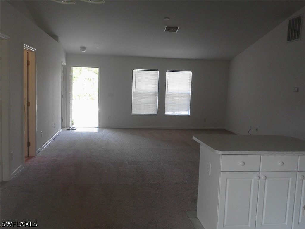 1407 W 10th Street - Photo 6