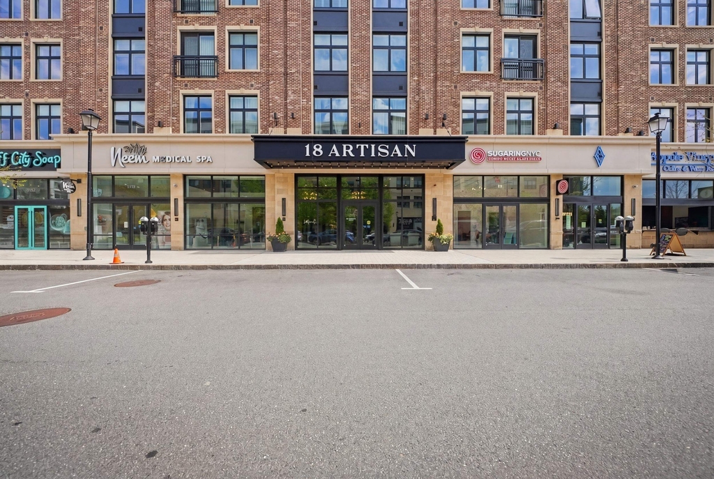18 Artisan - Photo 57