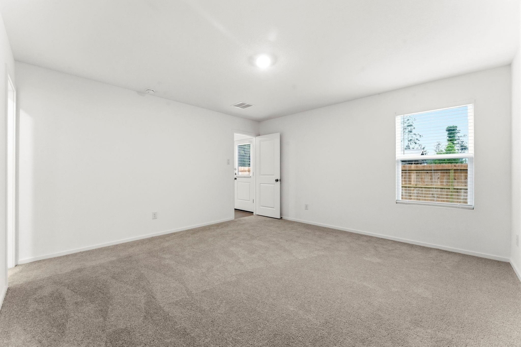 18716 Loom Dr - Photo 13