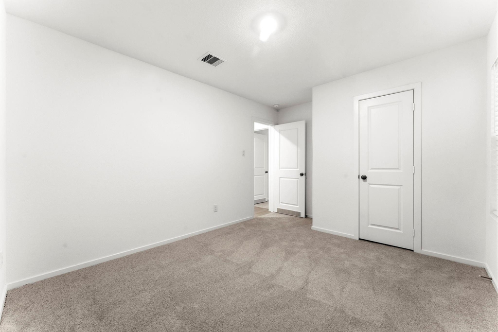 18716 Loom Dr - Photo 21