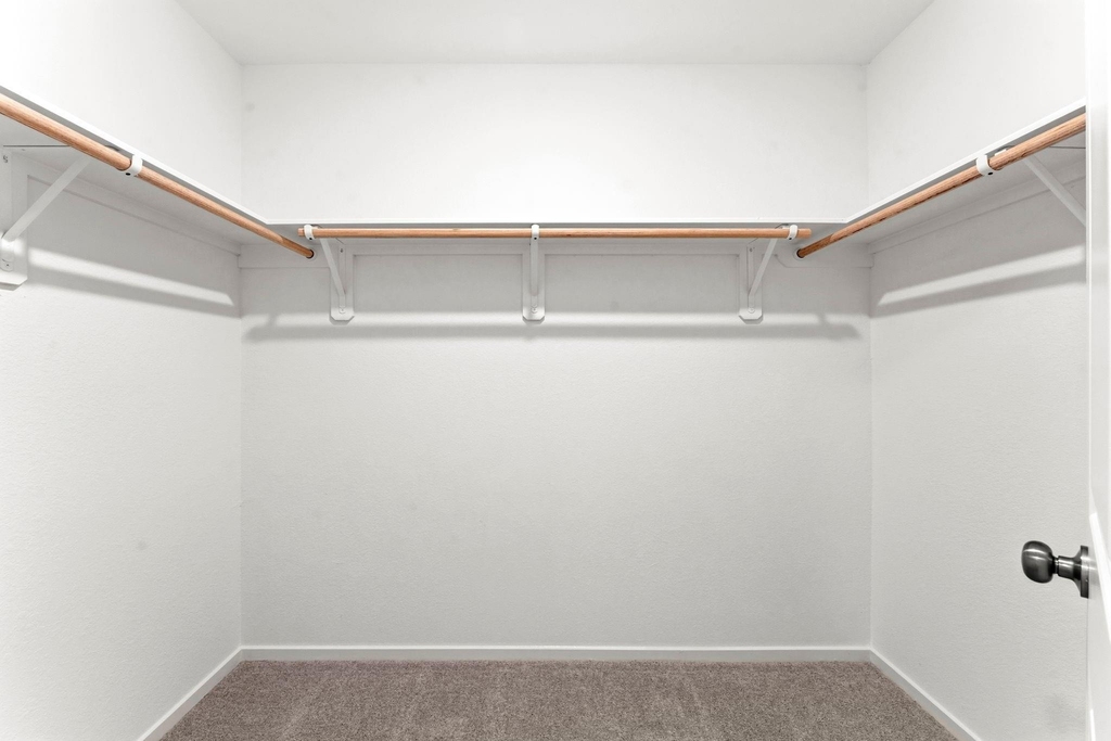 18716 Loom Dr - Photo 17