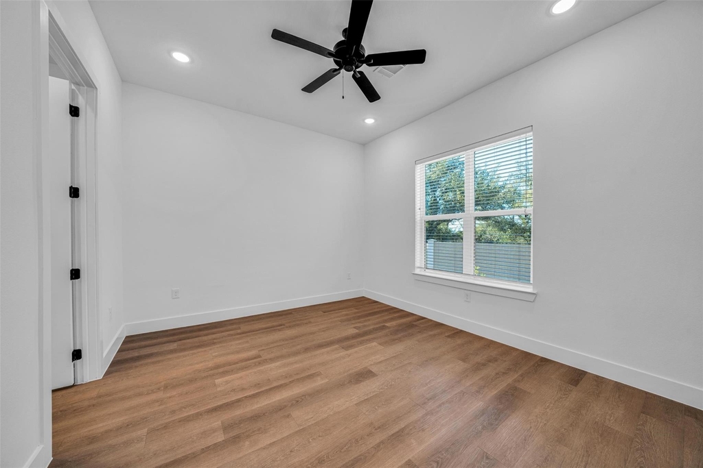 1601-615 Mustang Drive - Photo 11