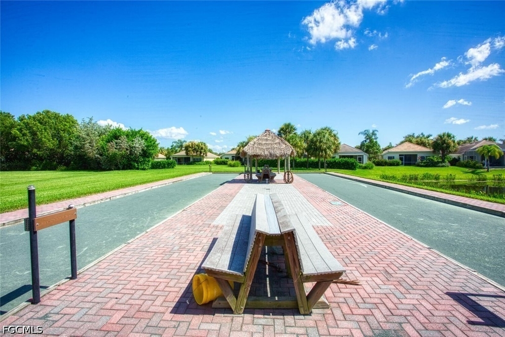 2430 Verdmont Court - Photo 8