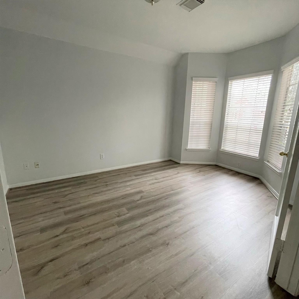 1322 Town Moor Court - Photo 3