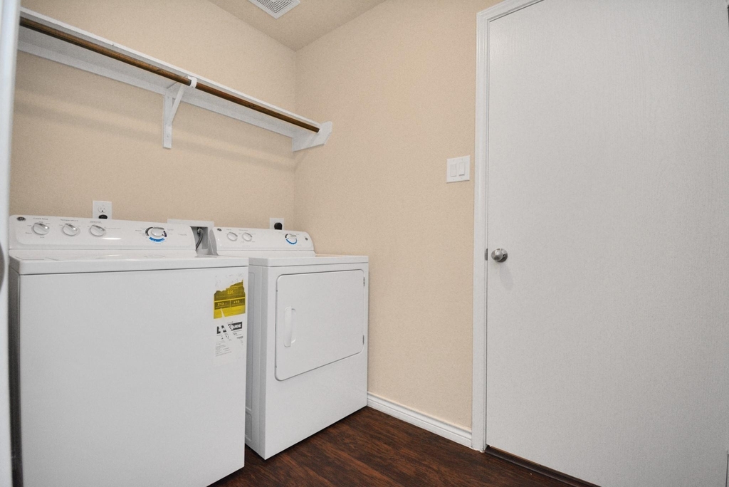 3210 Aldridge Drive - Photo 35