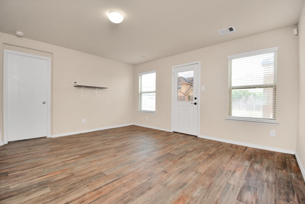 3210 Aldridge Drive - Photo 15