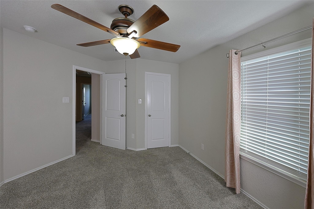 5542 Redwood Summit Lane - Photo 20