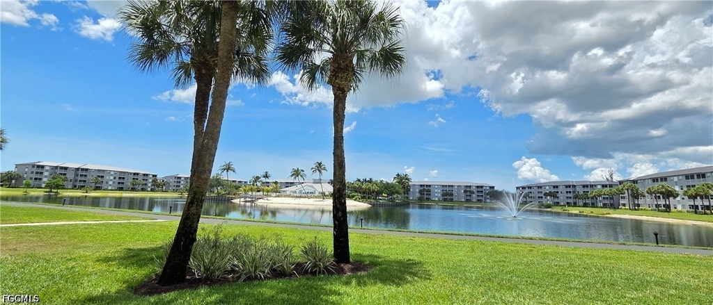 16635 Lake Circle Drive - Photo 20
