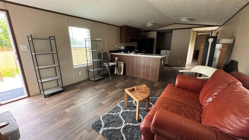836 Road 5605 - Photo 8