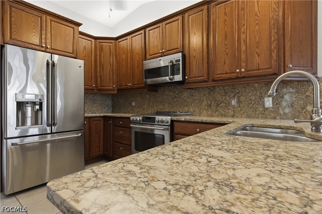 624 Mohawk Parkway - Photo 2