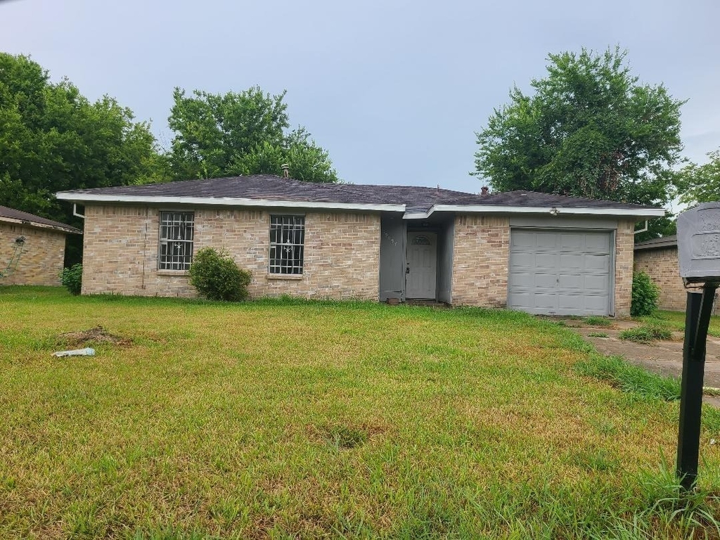 12823 Glenhollow Drive - Photo 0