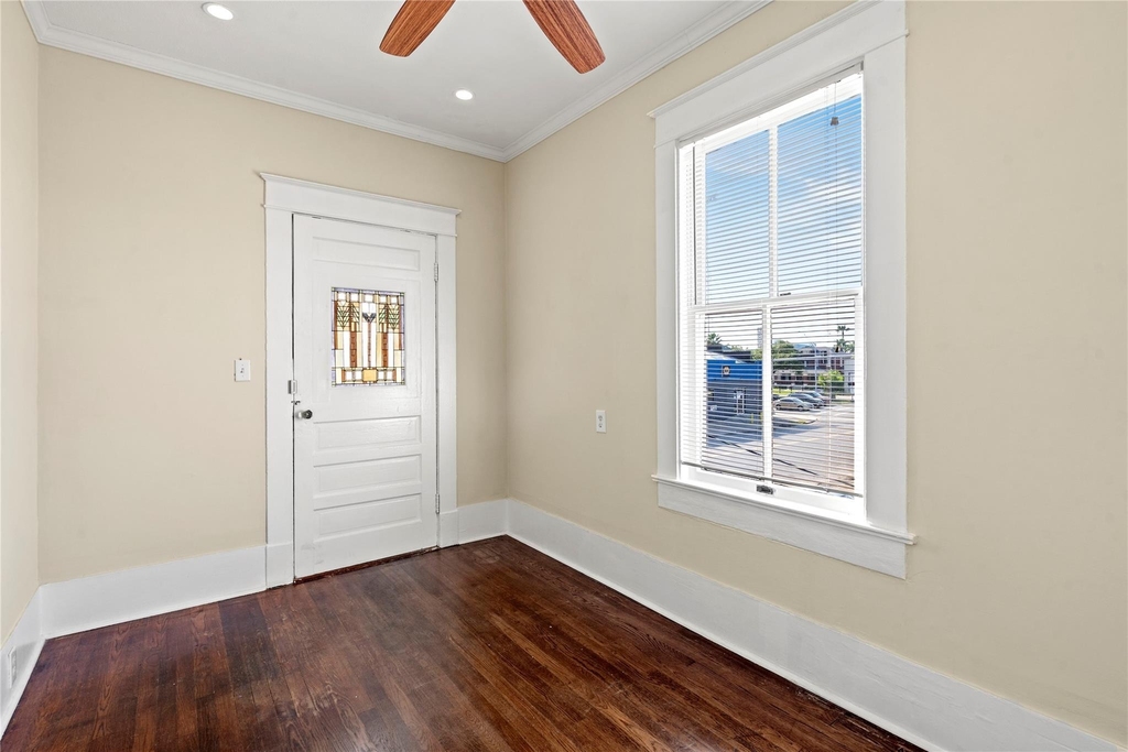 1014 31st Street - Photo 19