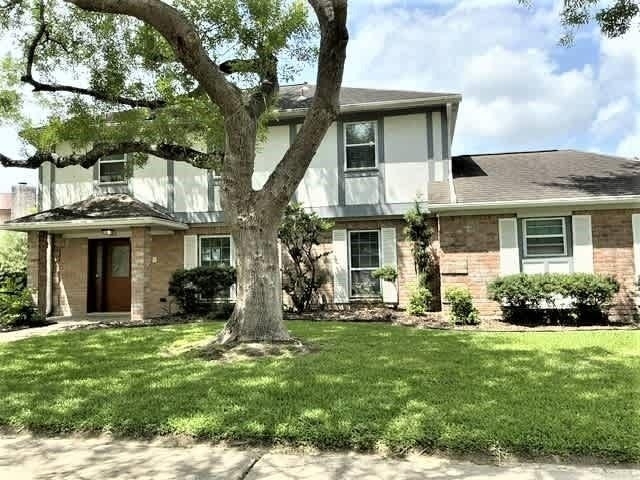 105 Saint Andrews Drive - Photo 0