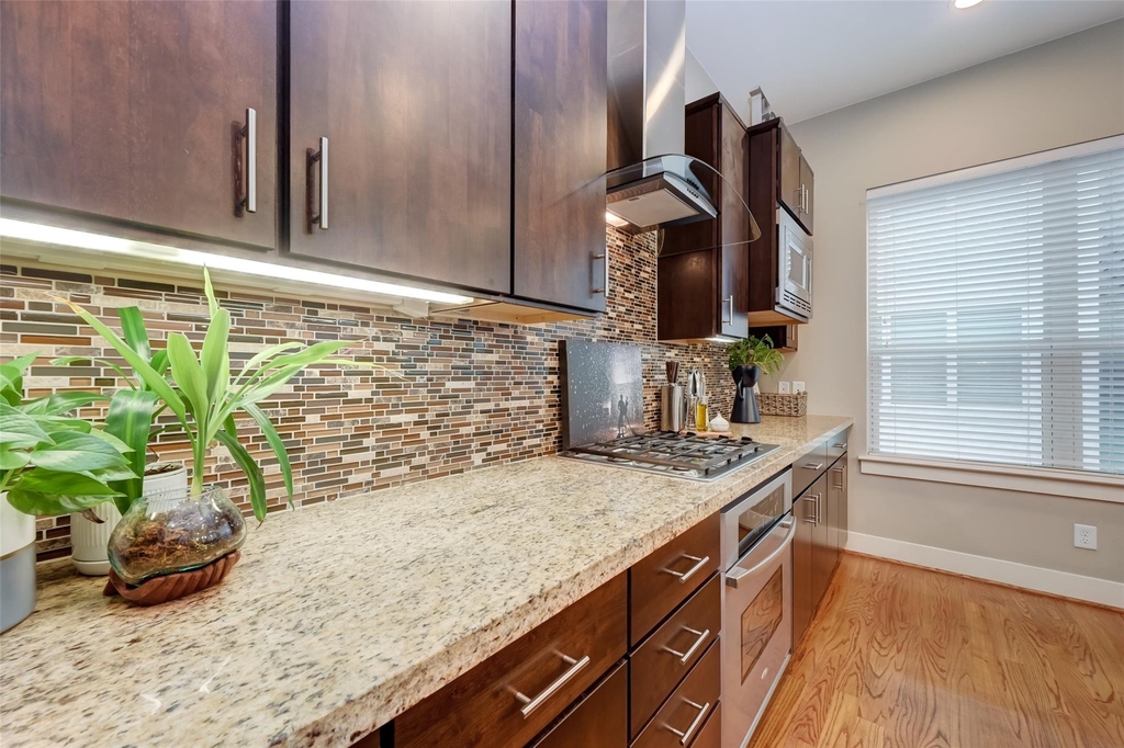 1537 Malone Street - Photo 10
