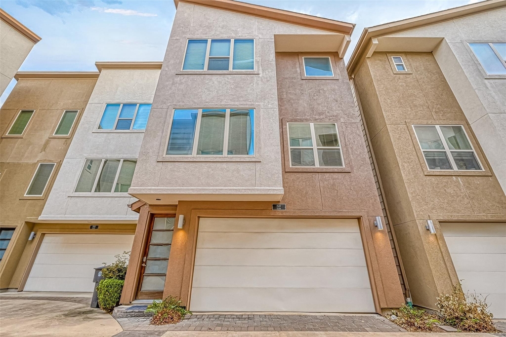 1537 Malone Street - Photo 1