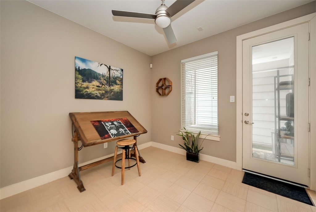 1537 Malone Street - Photo 2