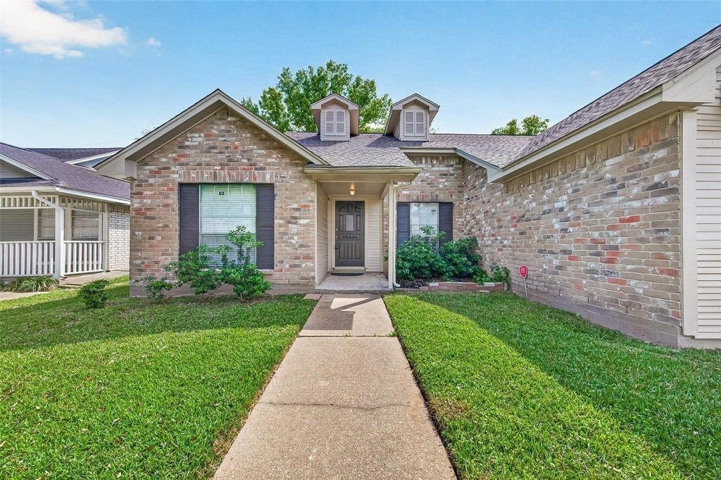 3110 Flintwood Drive - Photo 0