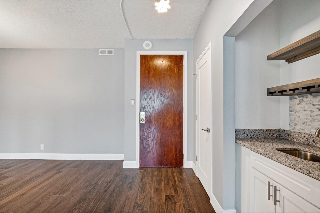 5150 Hidalgo Street - Photo 17