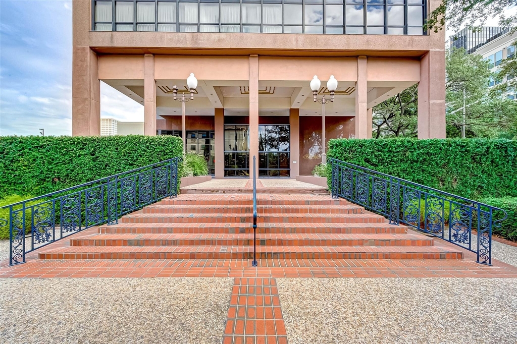 5150 Hidalgo Street - Photo 4