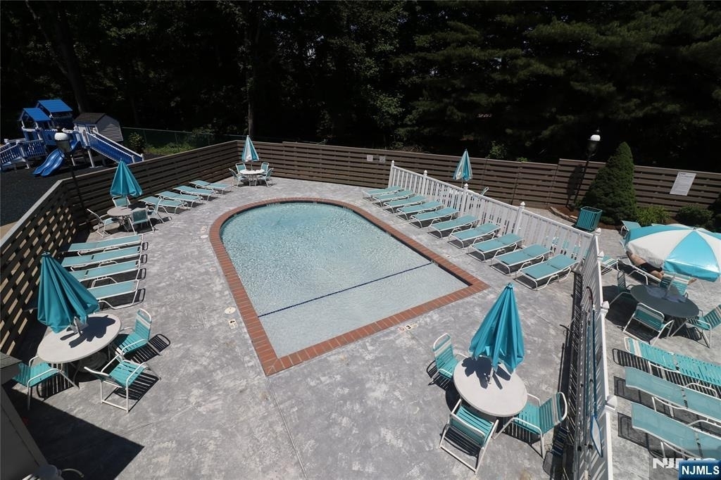 363 Catskill - Photo 18