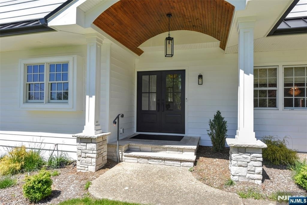 17 Grandview - Photo 9